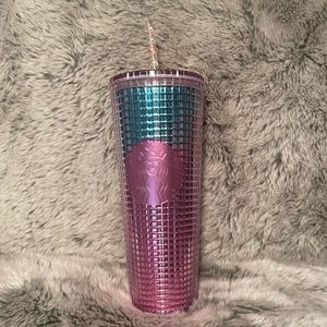 NWT Starbucks Venti Smr 21’ Pink Grid Tumbler